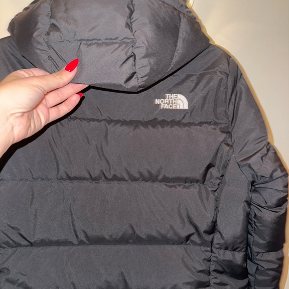 The North Face Charcoal Insulated Jacket - Picture 5 of 5